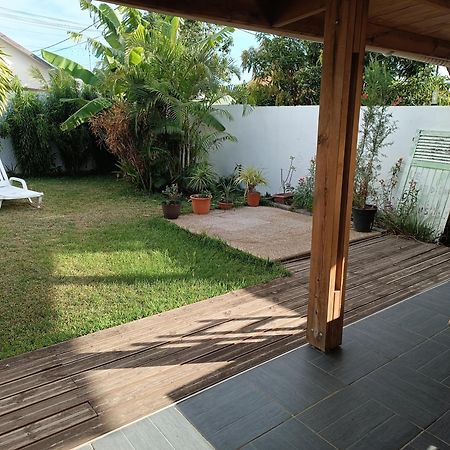 Jolie Maison T3 A St Pierre, 2 Chambres Avec Sdb, Grande Varangue, Jardin Saint Pierre Exterior photo