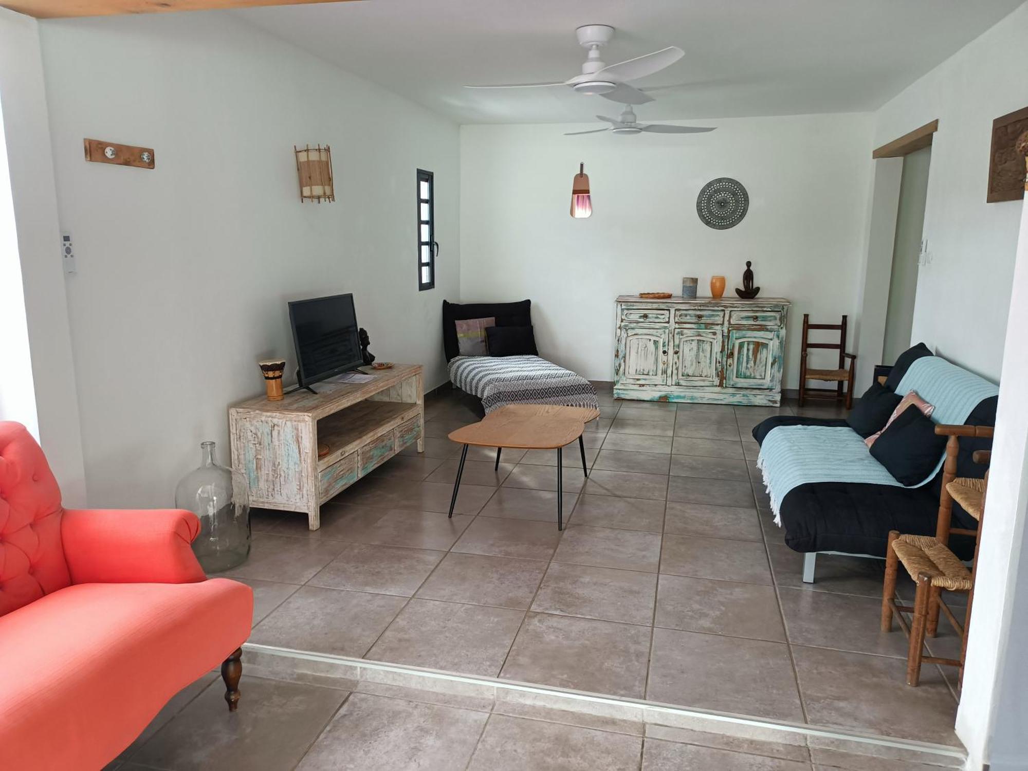 Jolie Maison T3 A St Pierre, 2 Chambres Avec Sdb, Grande Varangue, Jardin Saint Pierre Exterior photo