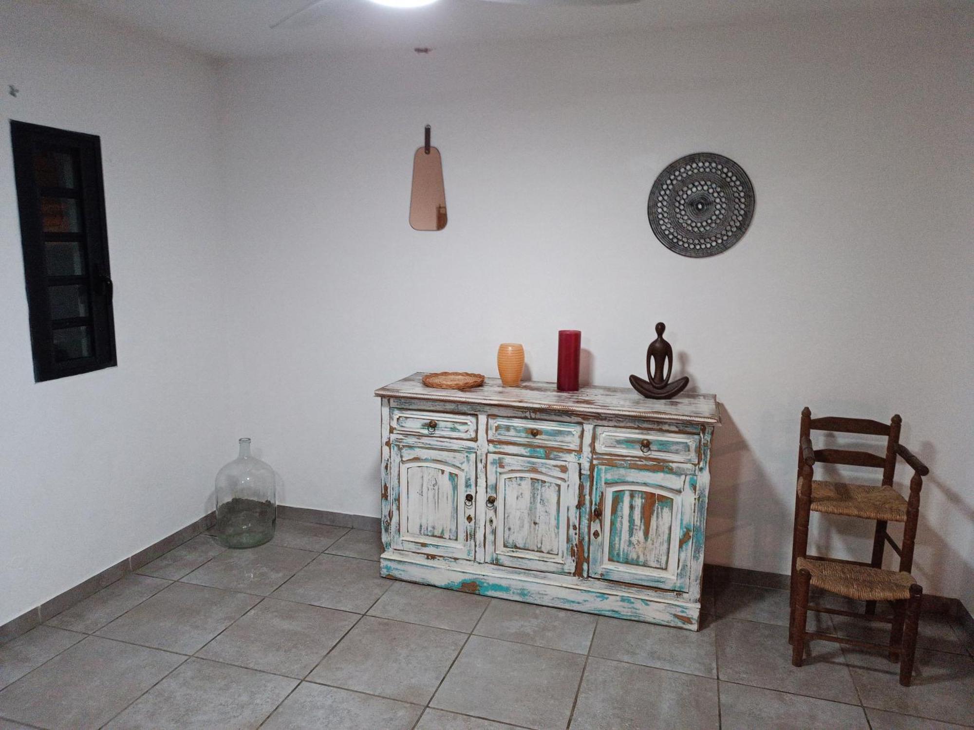 Jolie Maison T3 A St Pierre, 2 Chambres Avec Sdb, Grande Varangue, Jardin Saint Pierre Room photo